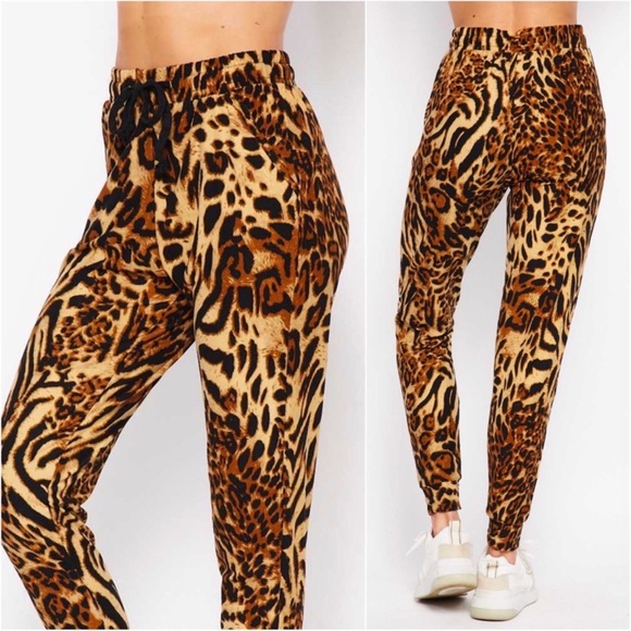 1 LEFT! Ultra Buttery Soft Wild Leopard Stretchy Leggings Everyday Casual Jogger - Picture 4 of 4